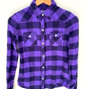 dELiA*s Long sleeve flannel purple & black top, S